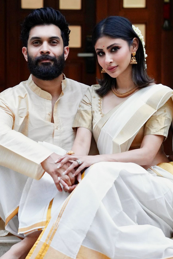 Mouni-Roy__20Suraj-Nambiar-2.jpg 3