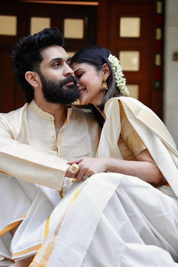 Mouni-Roy__20Suraj-Nambiar-3.jpg 4