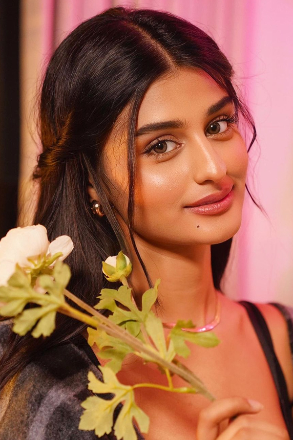 Payal-Dhare-19.jpg 20