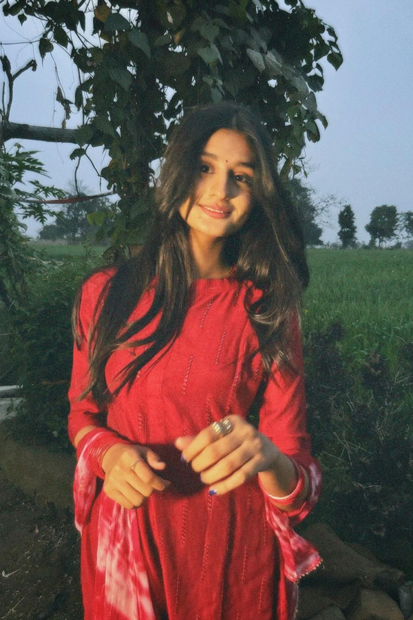 Payal-Dhare-5.jpg 6