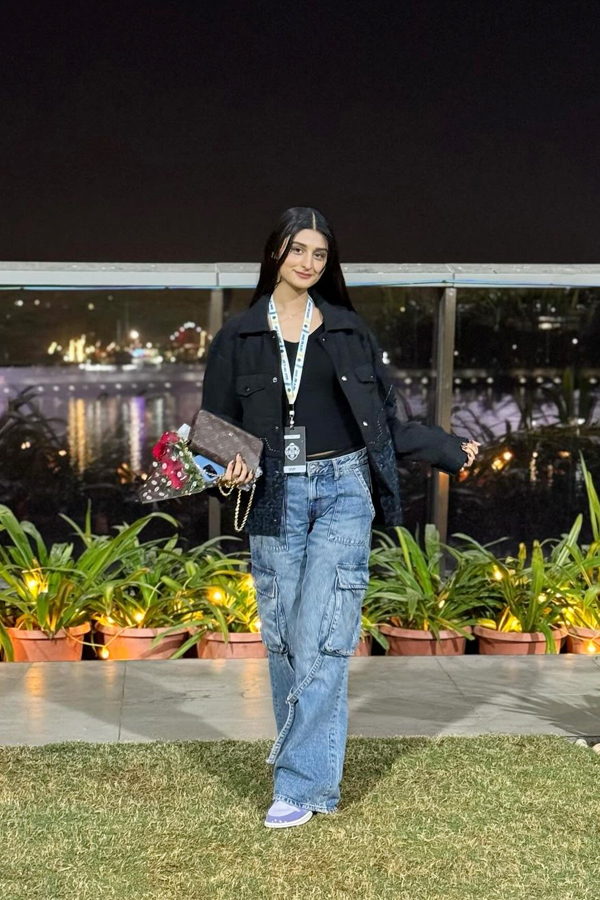 Payal-Dhare-8.jpg 9