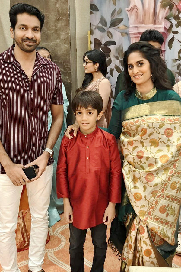 Shankar_20Daughter_20Aishwarya_20Shankar_20Wedding_20Reception_20Photos_20_287_29.jpg 8