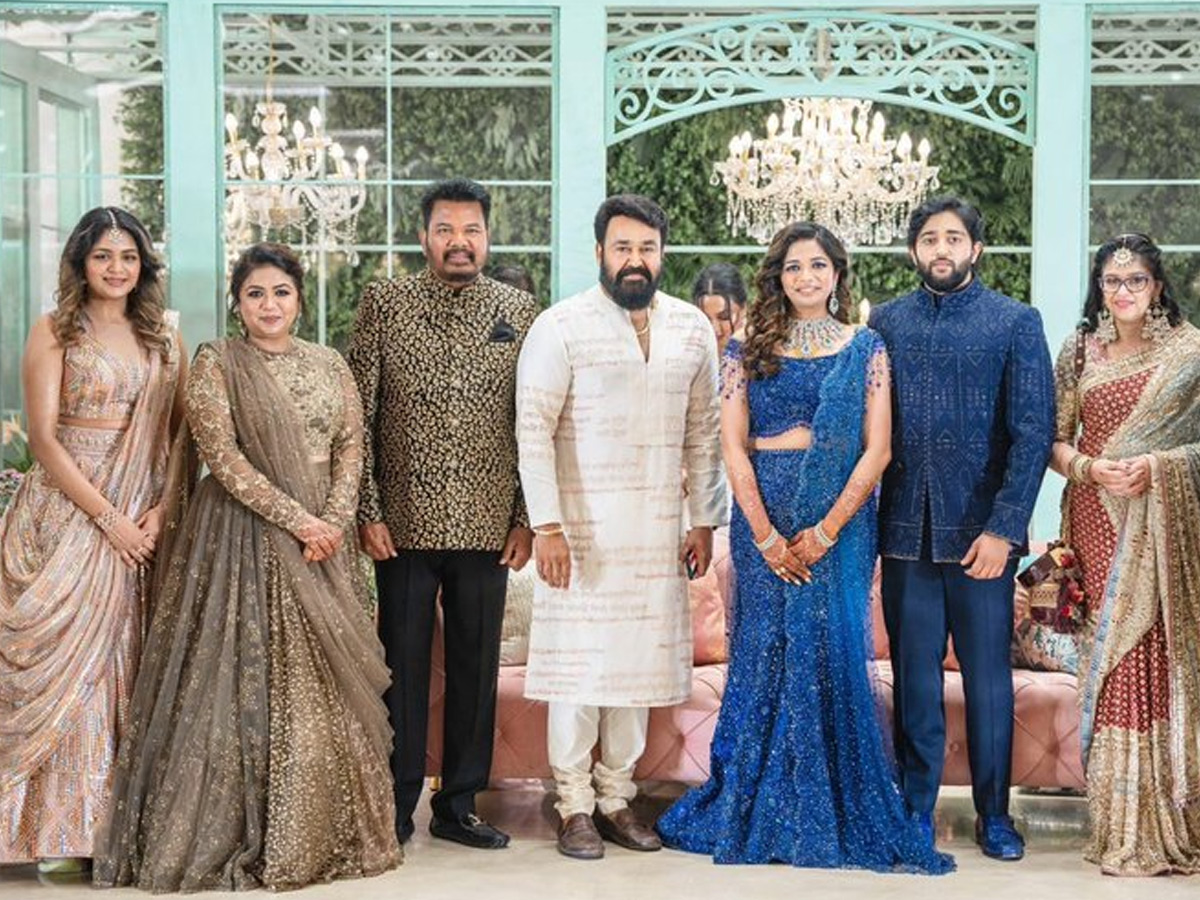 Shankar_20Daughter_20Aishwarya_20Shankar_20Wedding_20Reception_20Photos_20_289_29.jpg 9