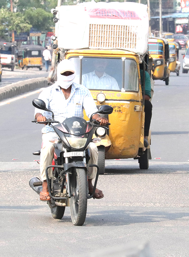 Summer_20Heat_20temperature_20rising_20in_20telugu_20states-1_20_2812_29.jpg 12