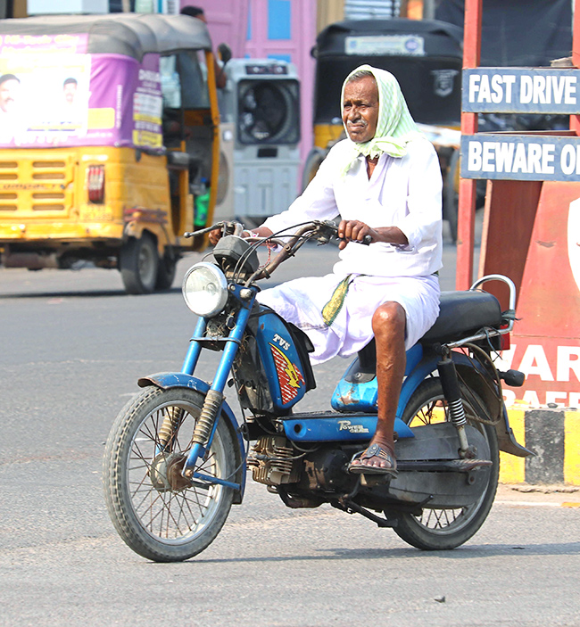 Summer_20Heat_20temperature_20rising_20in_20telugu_20states-1_20_2818_29.jpg 18