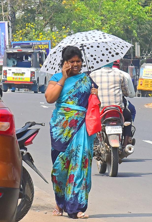 Summer_20Heat_20temperature_20rising_20in_20telugu_20states-1_20_284_29.jpg 4