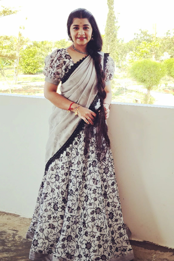 Veena-Srivani-Gallery-7.jpg 8