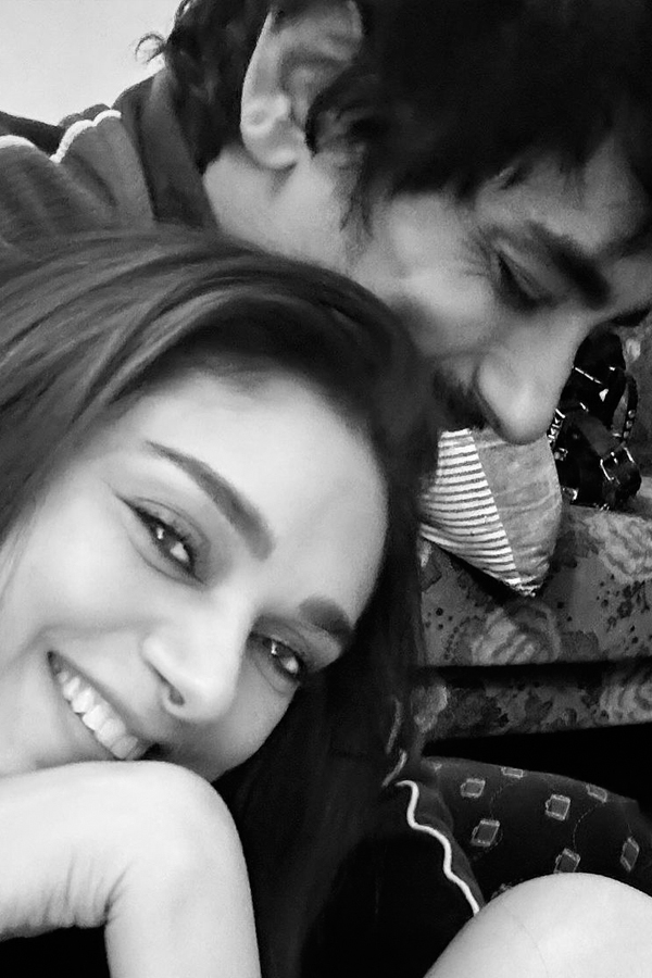 Aditi_20Rao_20Hydari_20showers_20love_20on_20fiance_20Siddharth_20on_20his_20birthday_20Photos_20_2815_29.jpg 3