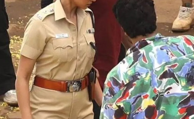 deepika.jpg