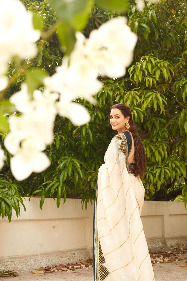 Dia-Mirza-Rekhi-5.jpg 6