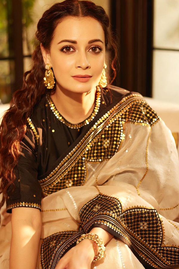 Dia-Mirza-Rekhi-6.jpg 7