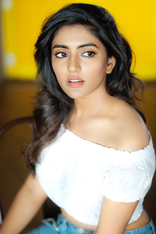 Eesha-Rebba-10.jpg 11