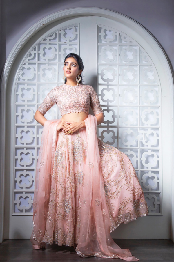 Eesha-Rebba-14.jpg 15