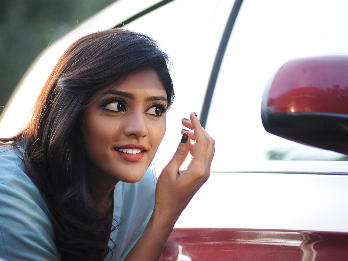 Eesha-Rebba-17.jpg 17