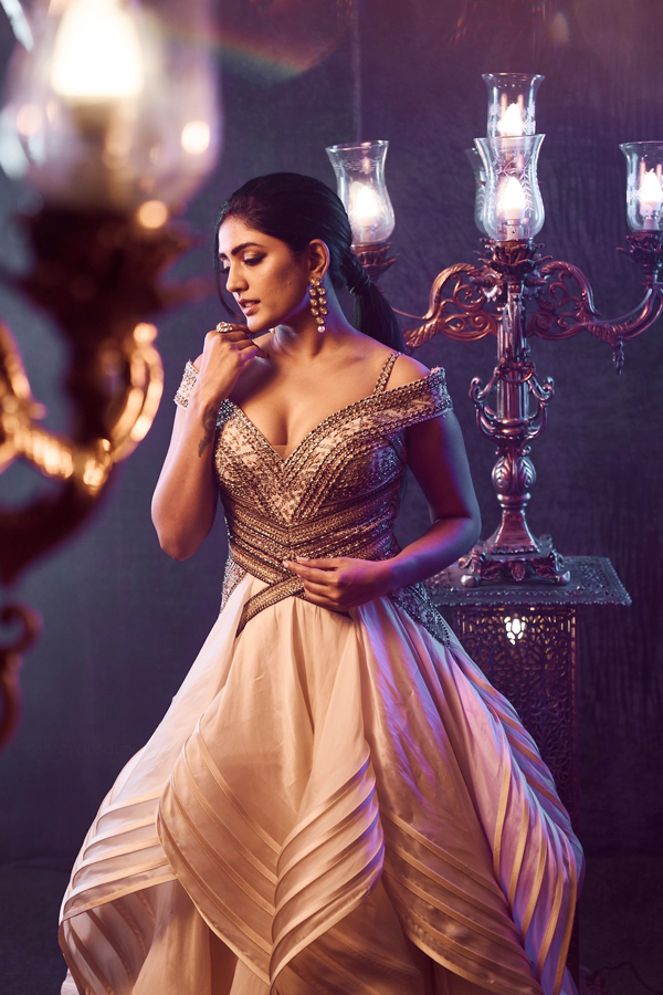 Eesha-Rebba-28.jpg 28