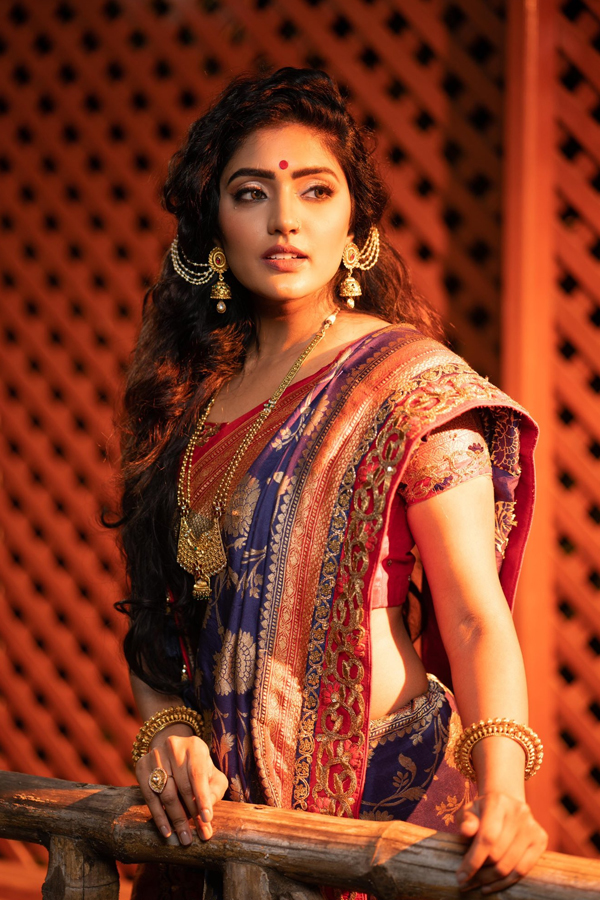 Eesha-Rebba-6.jpg 7