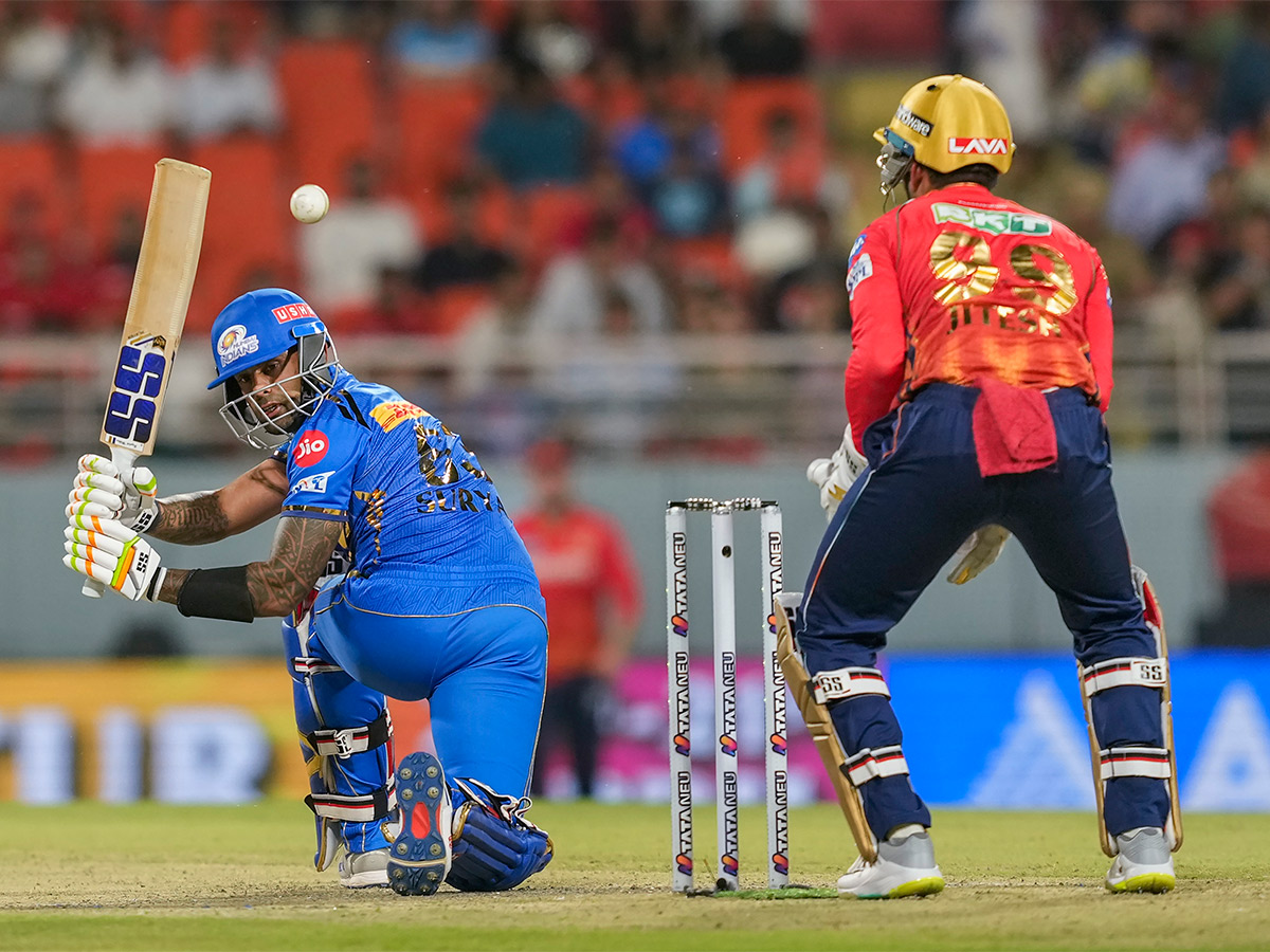 IPL_202024_20cricket_20match_20between_20Punjab_20Kings_20and_20Mumbai_20Indians-_20_2821_29.jpg 21