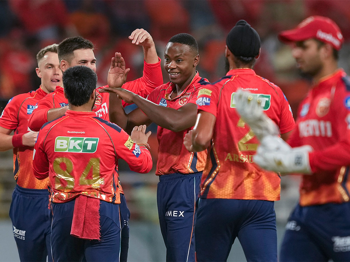 IPL_202024_20cricket_20match_20between_20Punjab_20Kings_20and_20Mumbai_20Indians-_20_2824_29.jpg 24