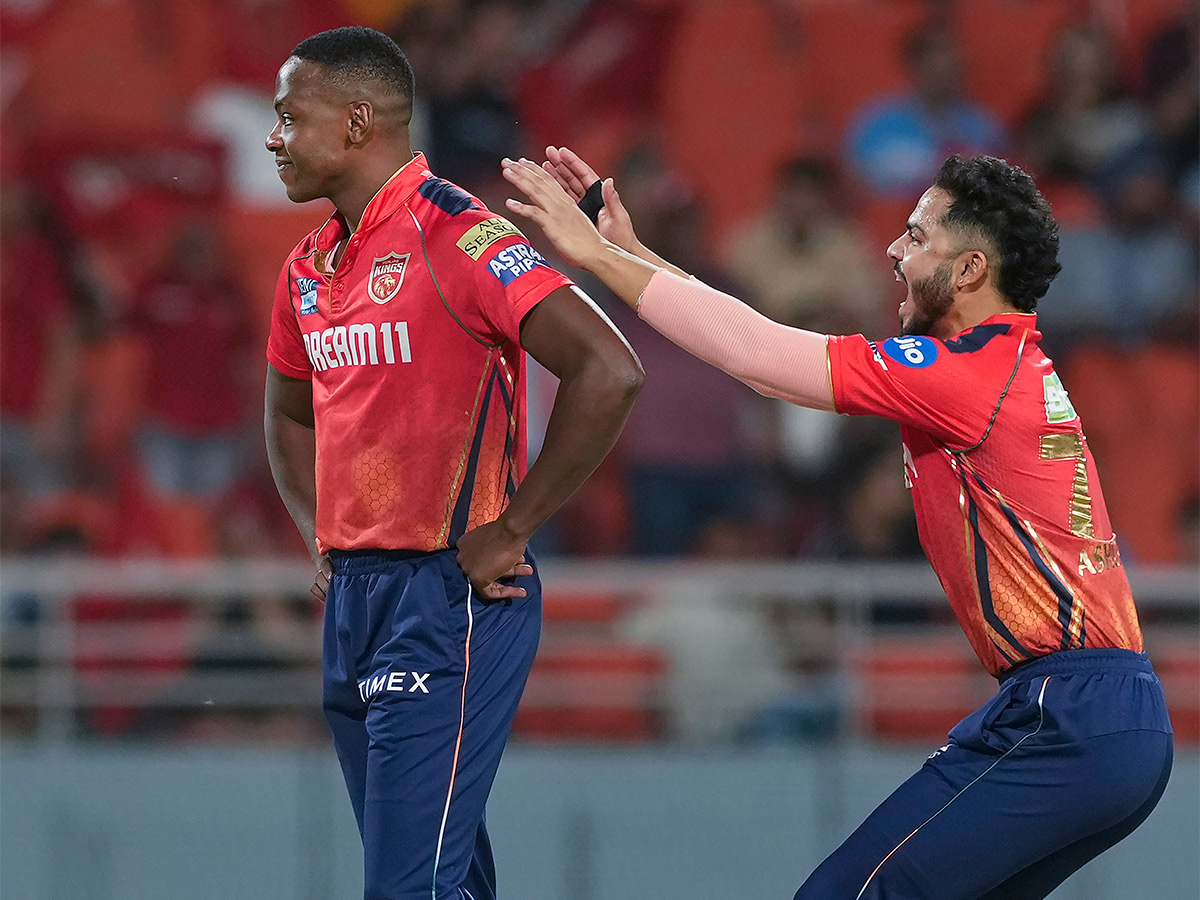 IPL_202024_20cricket_20match_20between_20Punjab_20Kings_20and_20Mumbai_20Indians-_20_2825_29.jpg 25