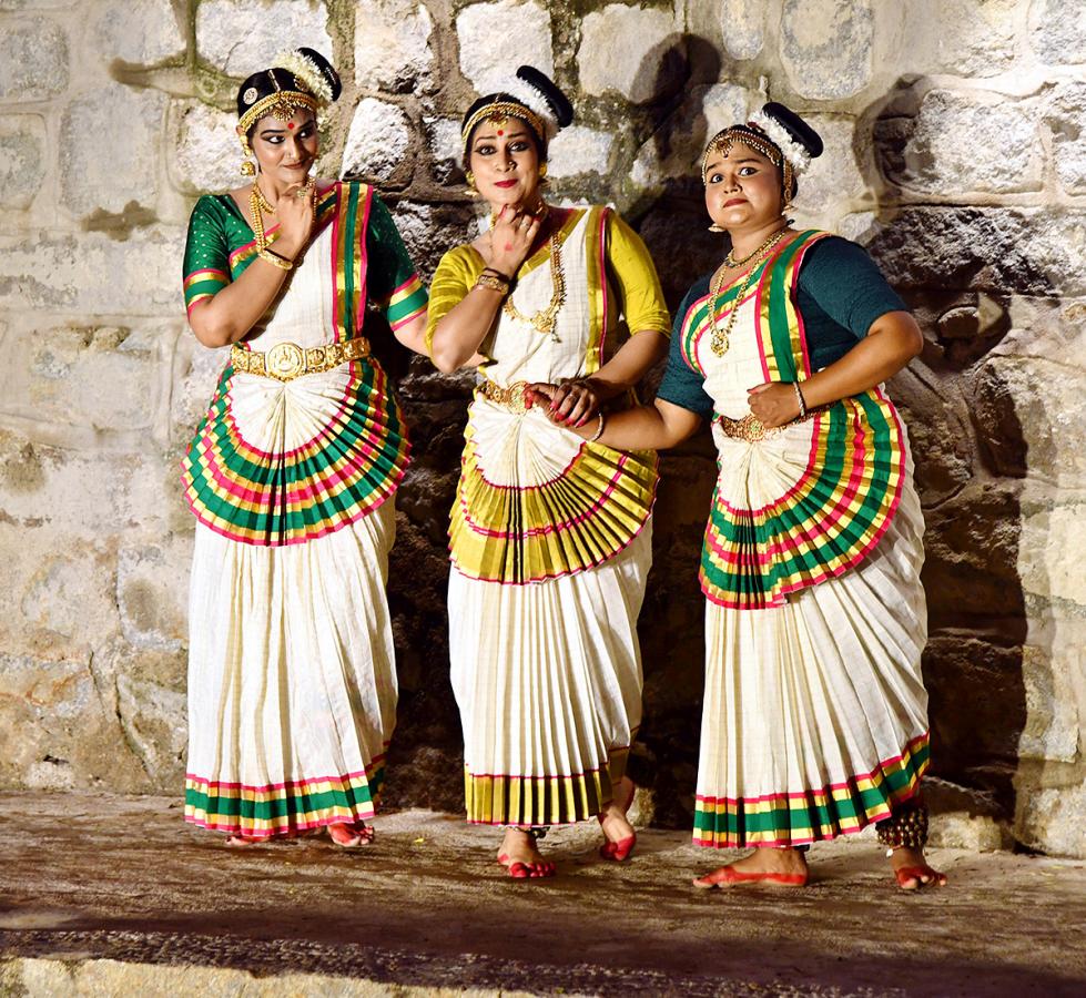Kuchipudi_20Dance_20Metla_20Bavi_20at_20Bansilalpet_20Photos-2.jpg 2