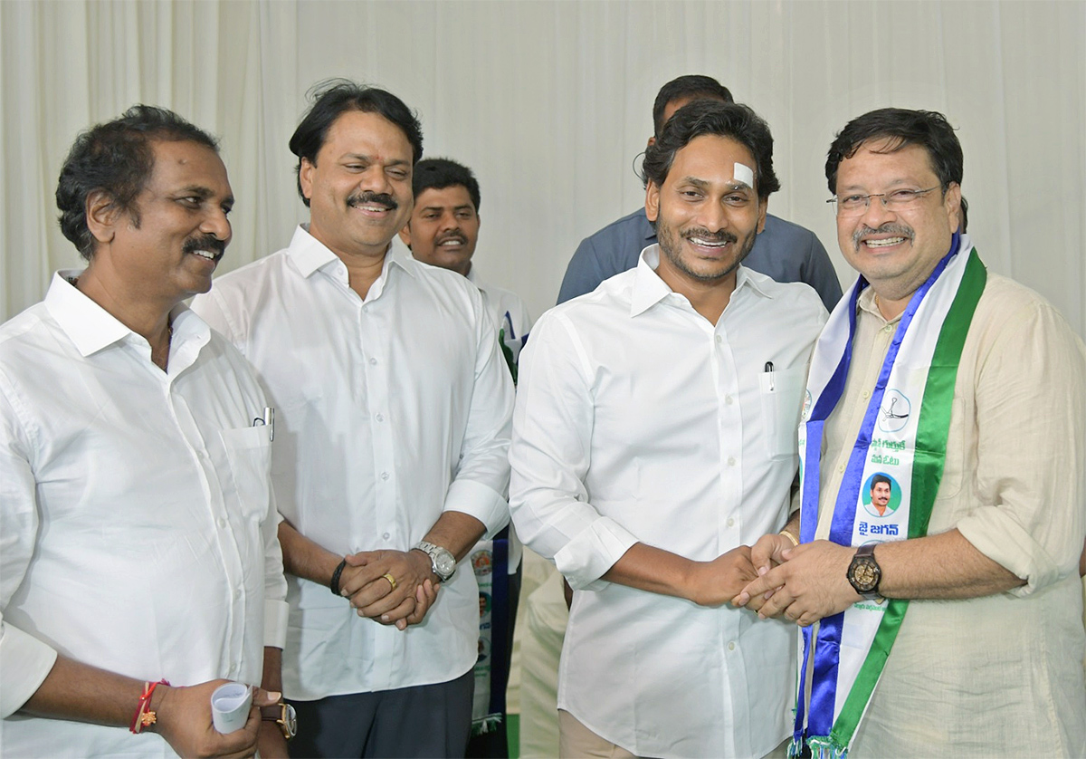 Tdp_20And_20Janasena_20Leaders_20Joins_20Ysrcp-5.jpg 5