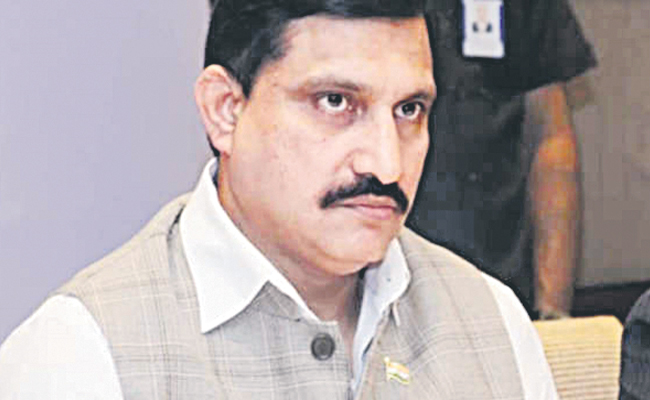 sujana.jpg