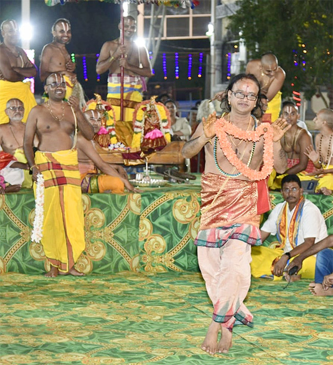 Simhachalam_20Sri_20Varaha_20Lakshmi_20Narasimha_20Swamy_20Kalyanam_20-7.jpg 7
