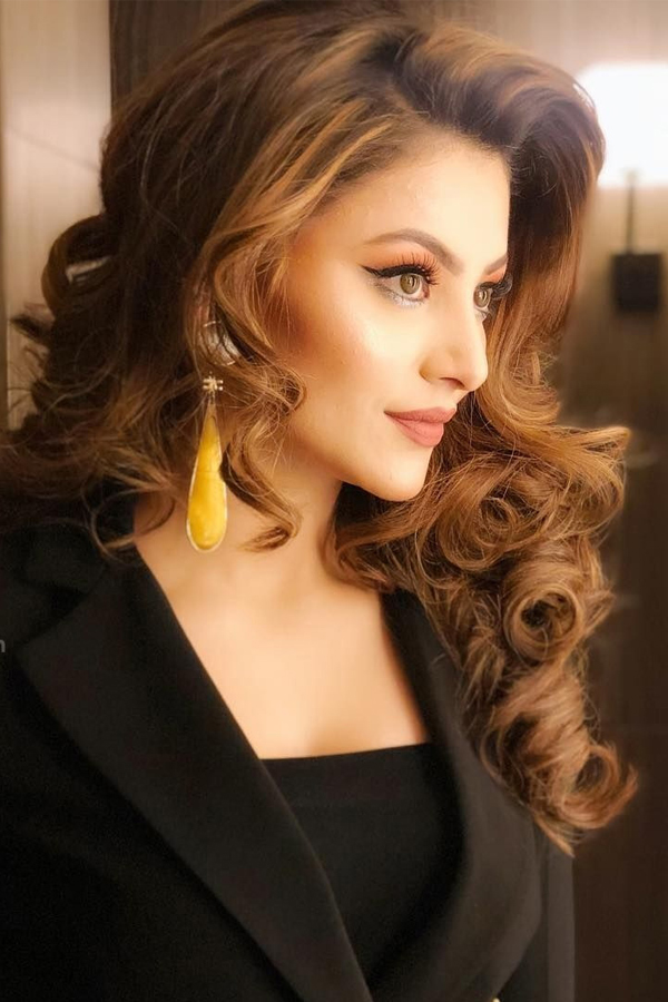 Not_20Trisha_20And_20Nayanthara_20gets_20a_20higher_20remuneration_20Movies_20_2816_29.jpg 9