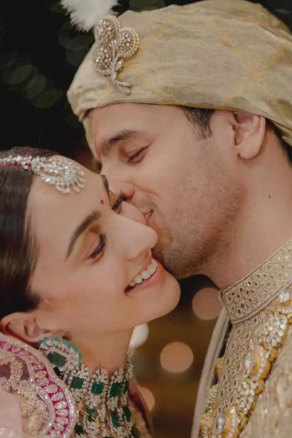 Kiara_20Advani_20and_20Sidharth_20Malhotra.jpg 5