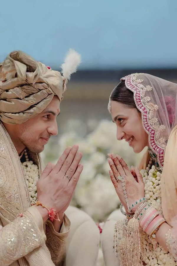 Kiara_20Advani_20and_20Sidharth_20Malhotra_202.jpg 4