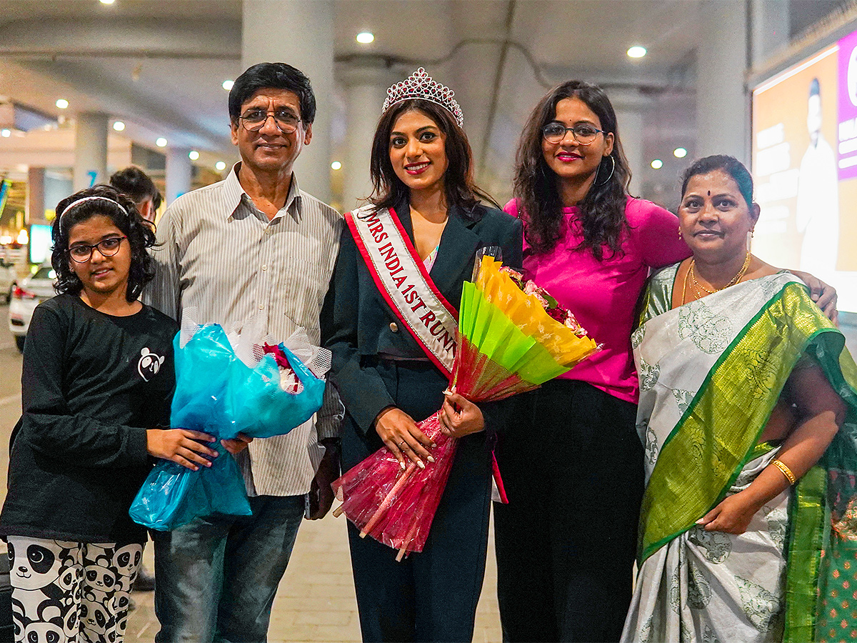 Miss_20India_202024_20_20Sruthi_20Chakravarthi_20Photos-_20_282_29.jpg 2