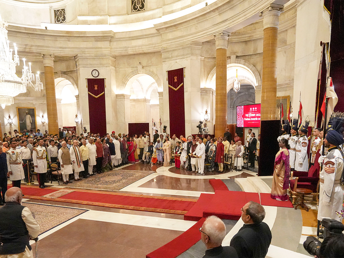 Padma_20Awards_202024_20Ceremony_20at_20Rashtrapati_20Bhavan_20Photos-_20_288_29_0.jpg 8