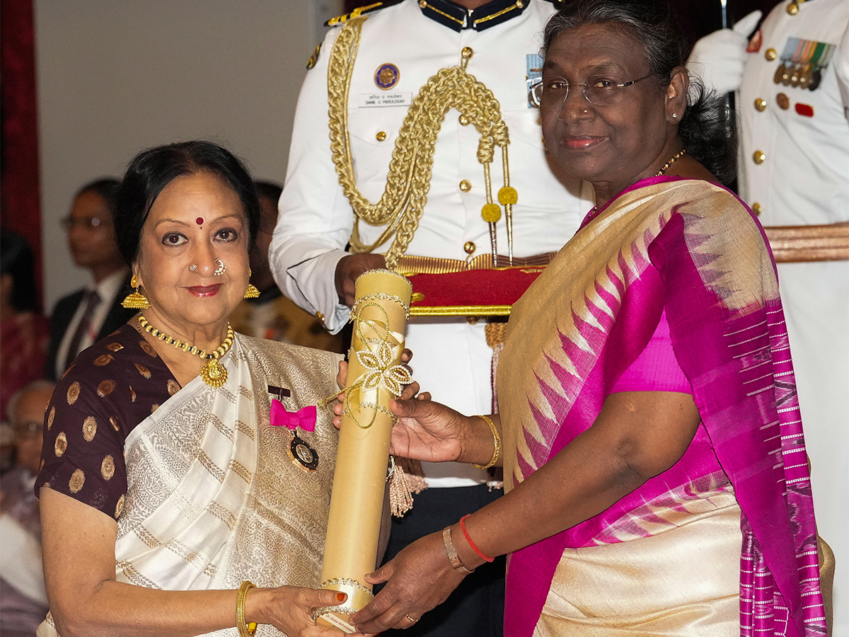 Padma_20Awards_202024_20Ceremony_20at_20Rashtrapati_20Bhavan_20Photos-_20_289_29_0.jpg 9