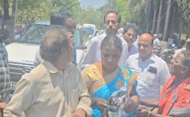 Guntur-West-Tdp-Candidate-G.jpg
