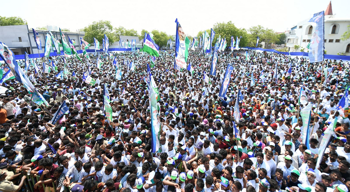 cm_20ys_20jagan_20pulivendula_20siddham_20photos-4.jpg 4
