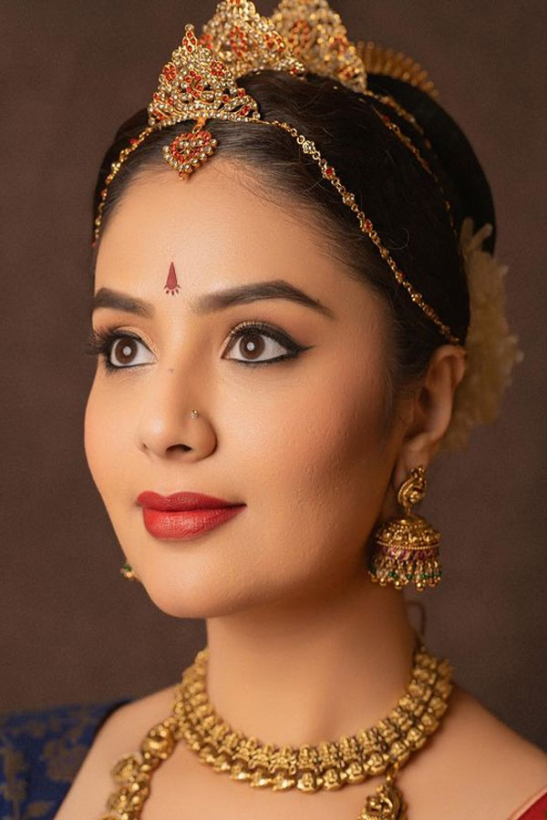 srimukhi-6.jpg 9
