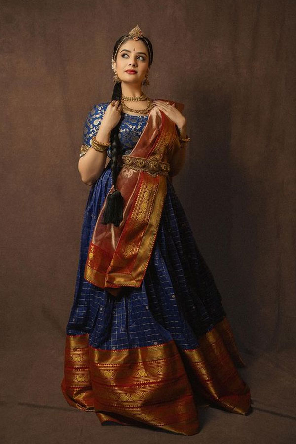 srimukhi-7.jpg 10