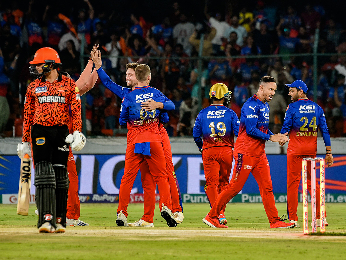 IPL_202024_20match_20between_20Sunrisers_20Hyderabad_20and_20Royal_20Challengers_20Bangaluru-_20_2815_29.jpg 15