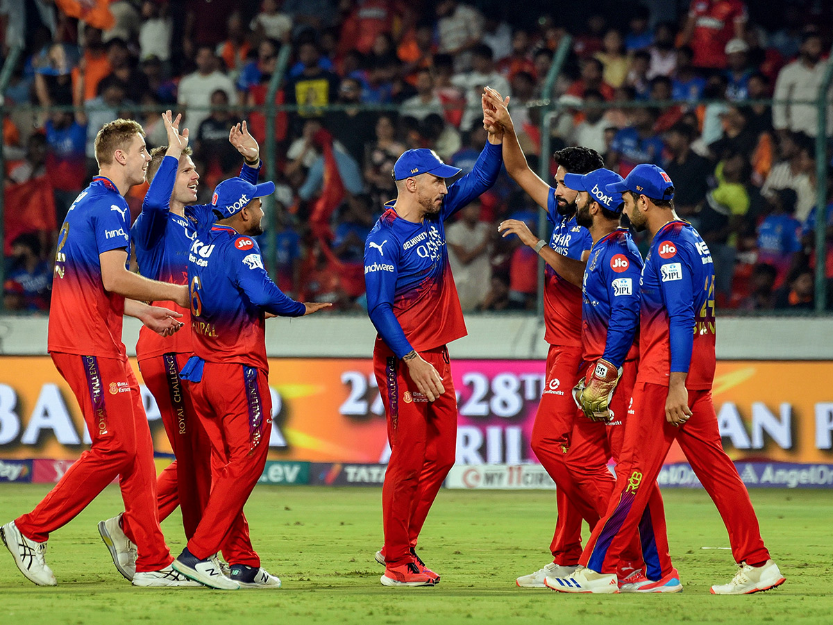 IPL_202024_20match_20between_20Sunrisers_20Hyderabad_20and_20Royal_20Challengers_20Bangaluru-_20_288_29.jpg 8