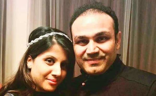 Virender_20Sehwag_20wife_20Aarti_20biography_20And_20personal_20information_20photos_20_285_29.jpg 6