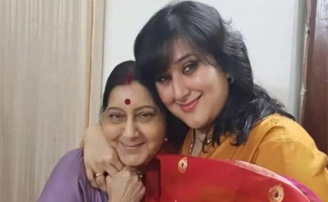 sushma.jpg