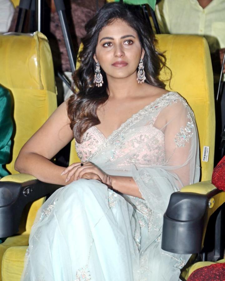 08-Anjali.jpg 8