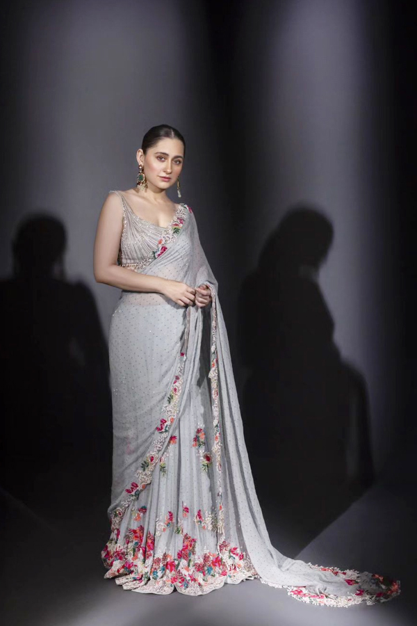 Sanjeeda-Shaikh-1.jpg 2