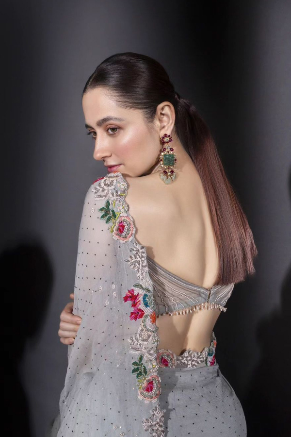 Sanjeeda-Shaikh-5.jpg 6