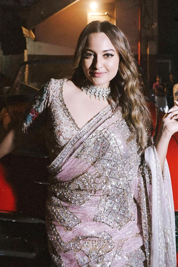 Sonakshi-Sinha-7.jpg 8