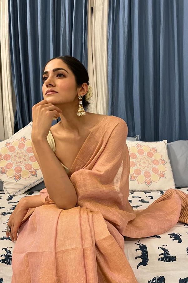 Simran-Choudhary-1.jpg 2