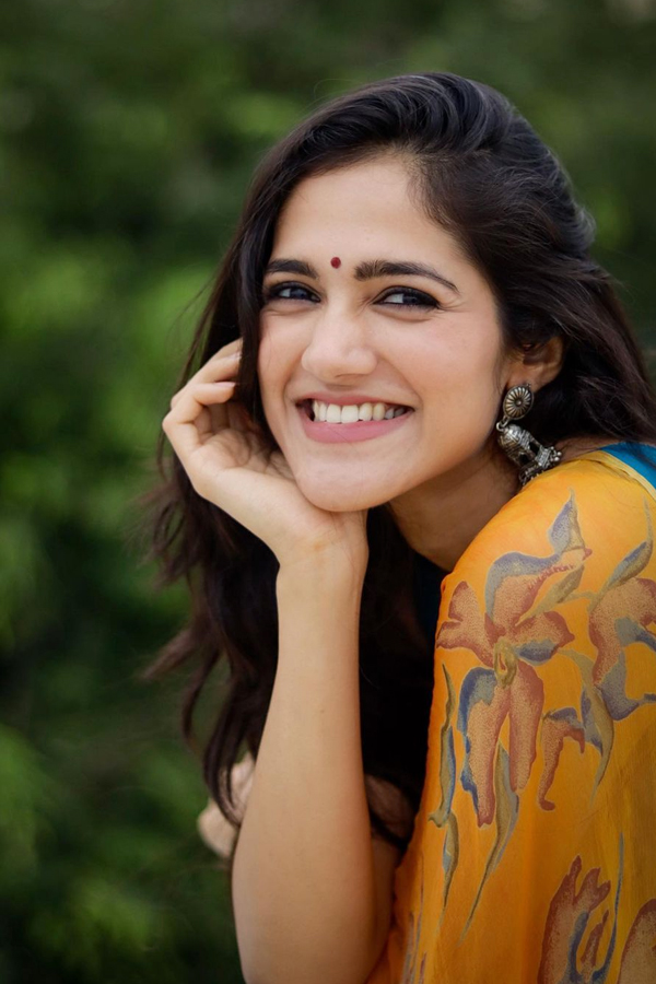 Simran-Choudhary-11.jpg 12