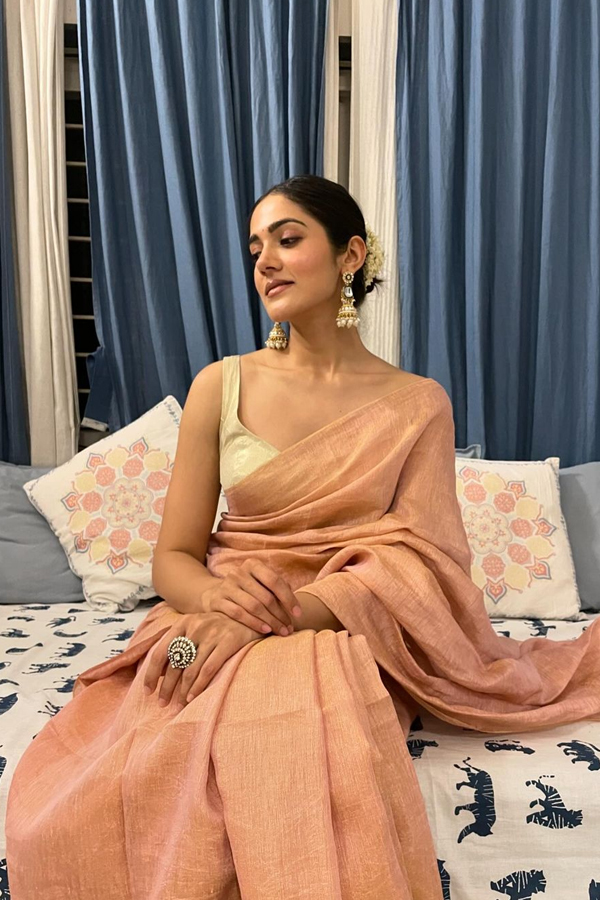 Simran-Choudhary-2.jpg 3