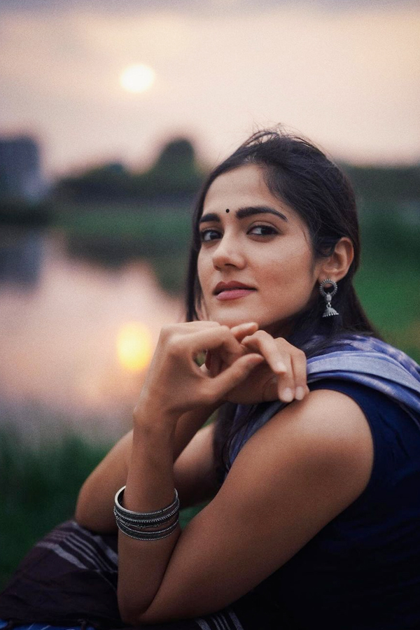 Simran-Choudhary-6.jpg 7