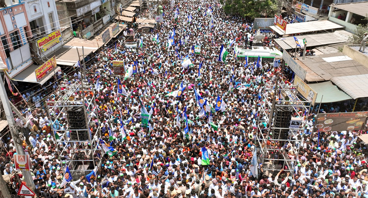 CM_20Jagan_20Election_20Campaign_20Day-3_20Photos-2.jpg 2